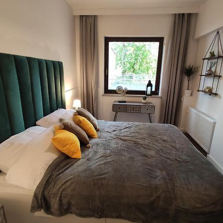 Apartament Milionova Apartment Lodź Bagian luar foto